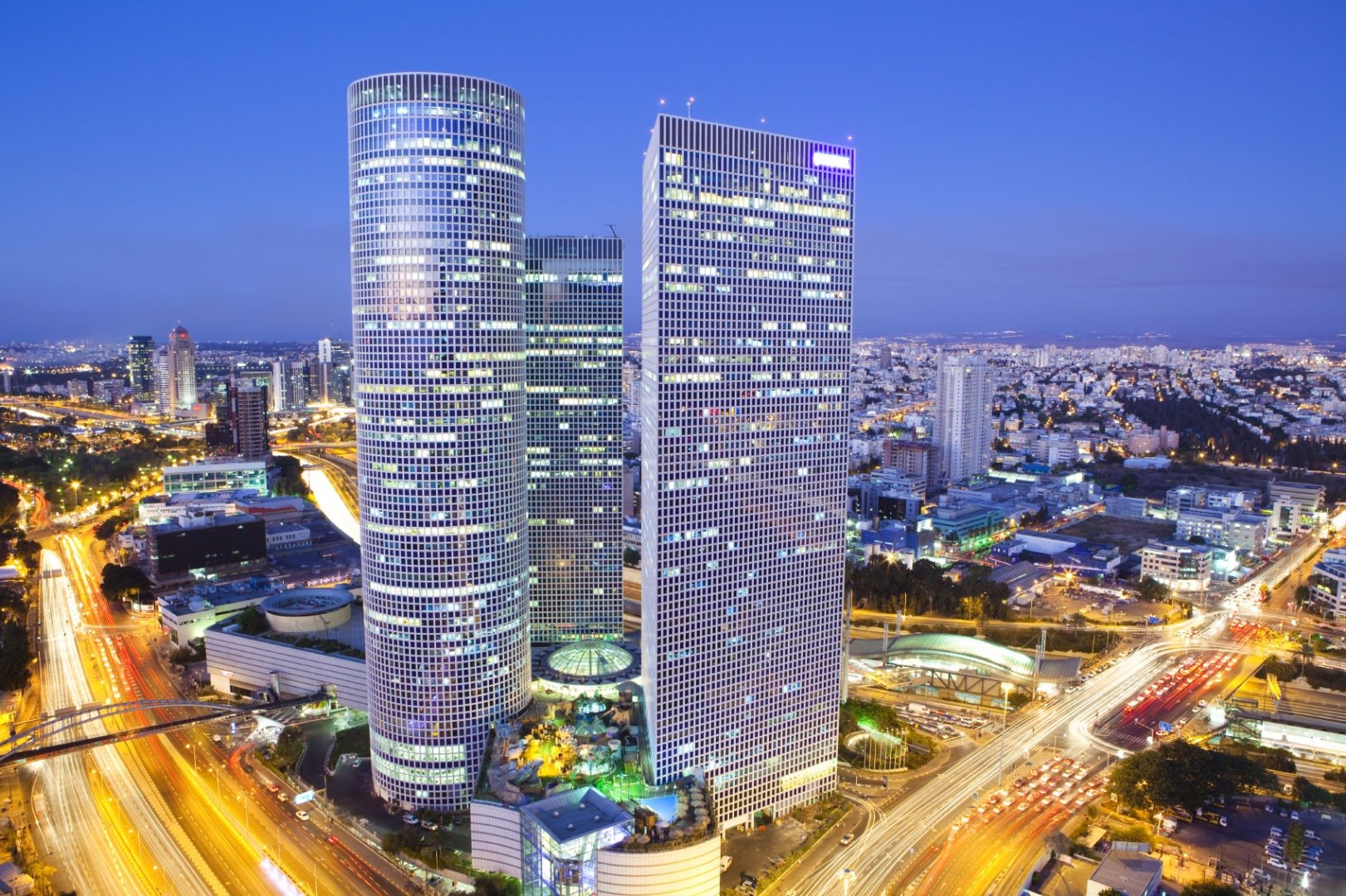 israel-tel-aviv-skyline
