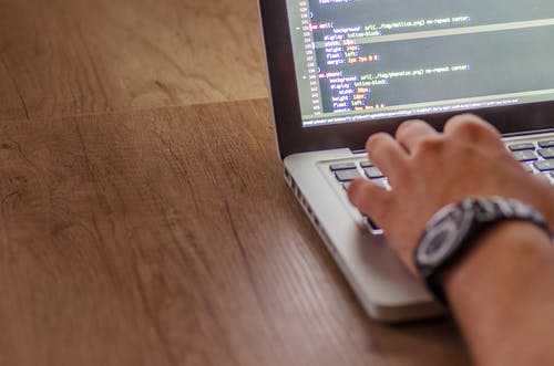 working-computer-screen