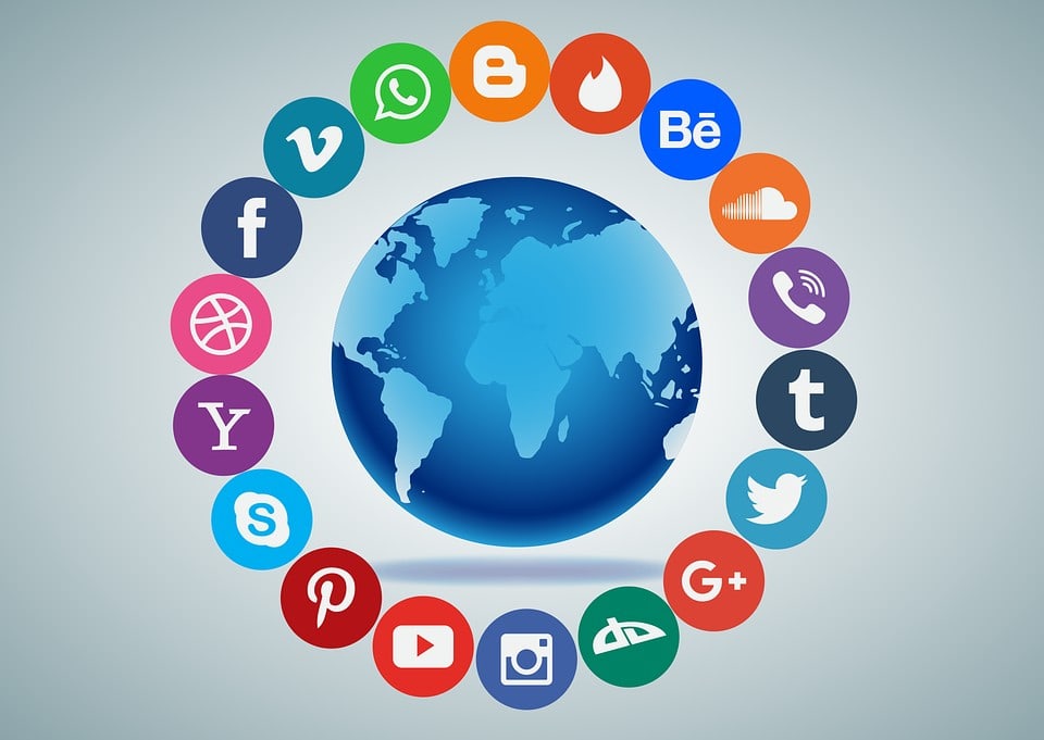 connectivity-social-media