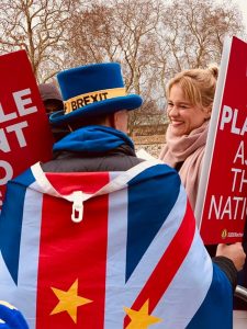 eu-flag-man-protesting