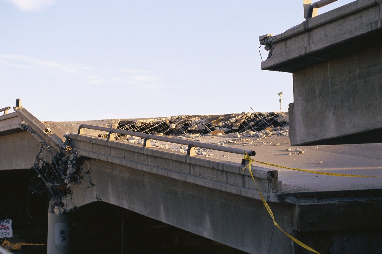 collapsed-bridge