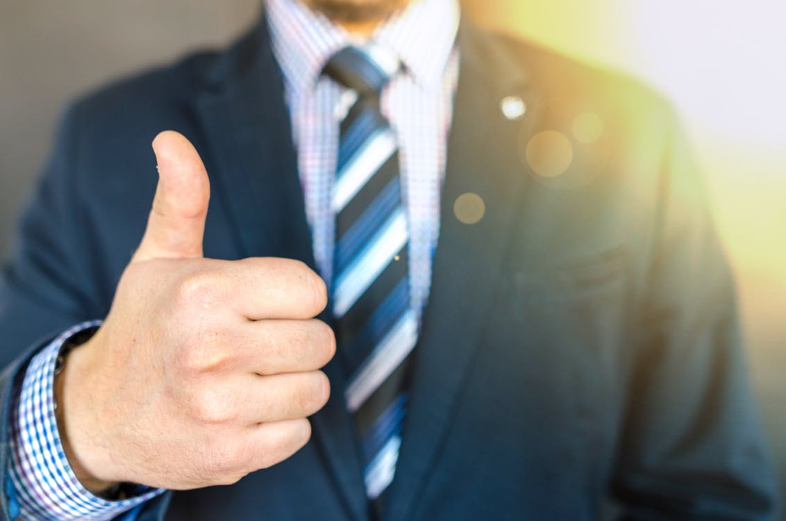 business-man-thumbs-up