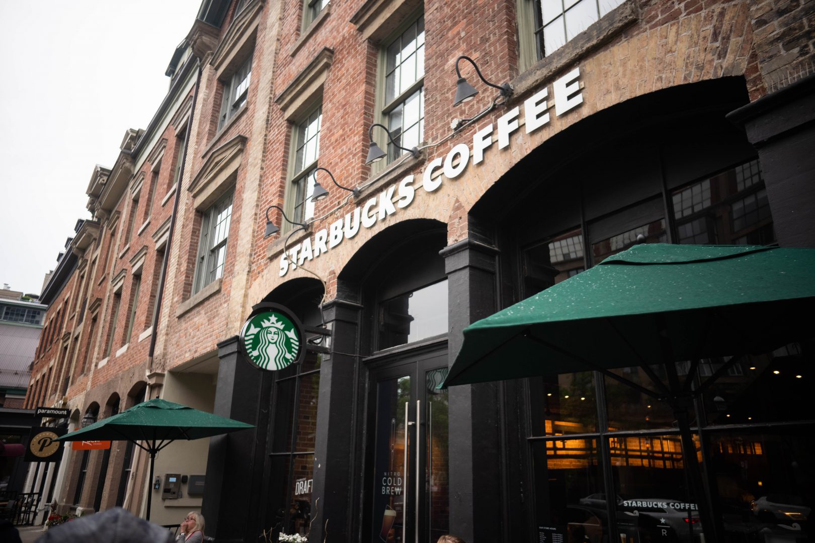 starbucks-opens-new-branches