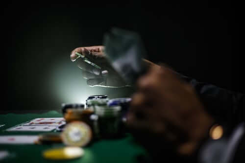 gambling-players