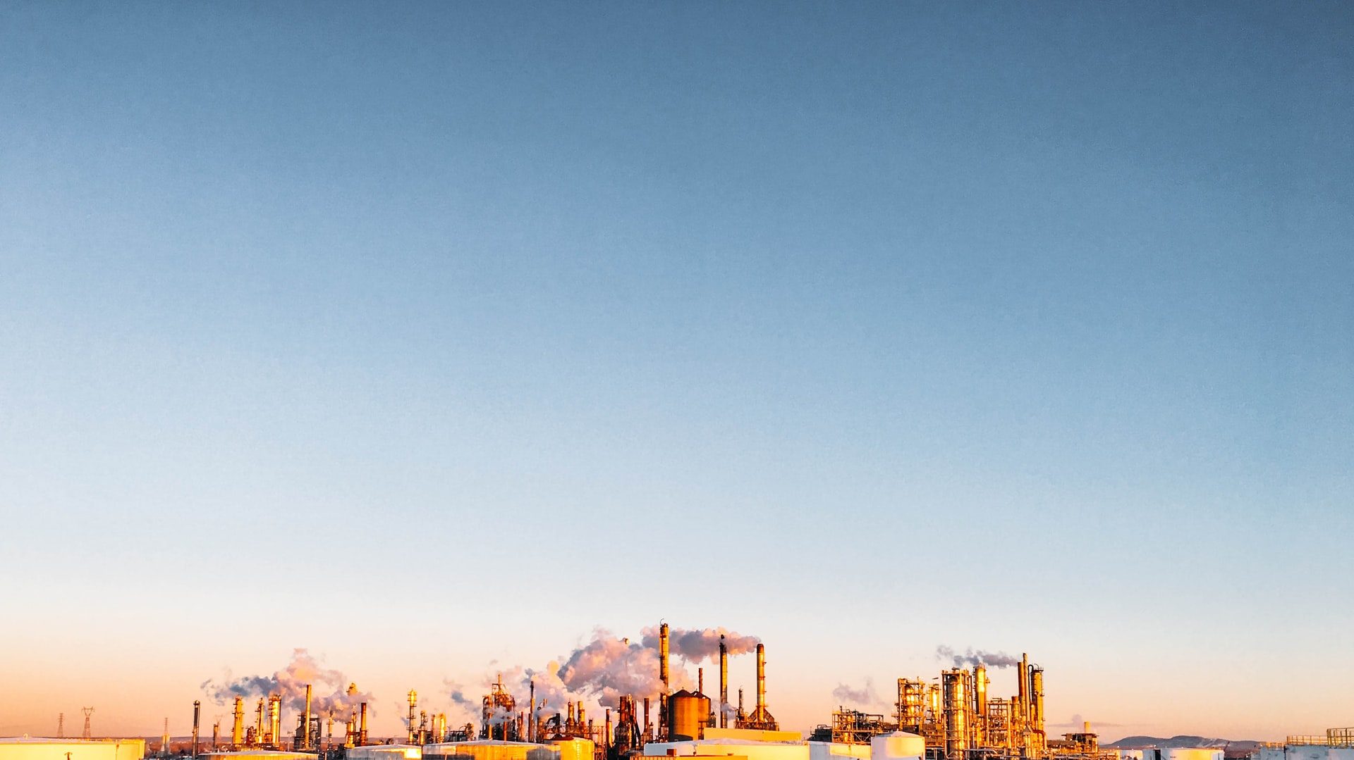 BP-oil-factory