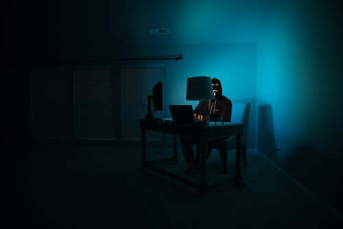 app-phone-hacker