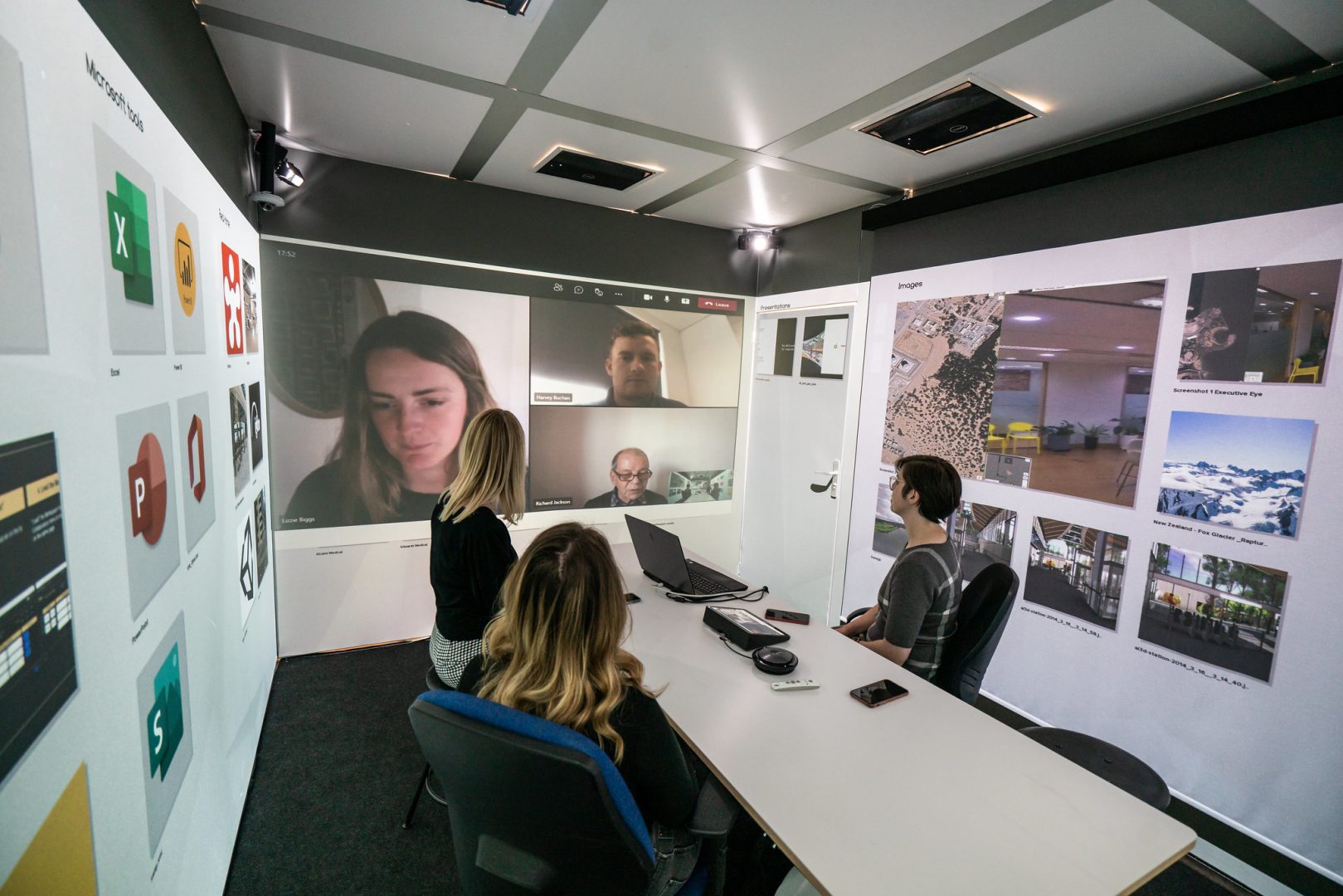 Igloo Vision's immersive workspaces 3