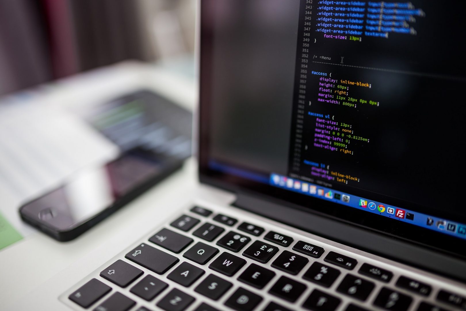 code laptop