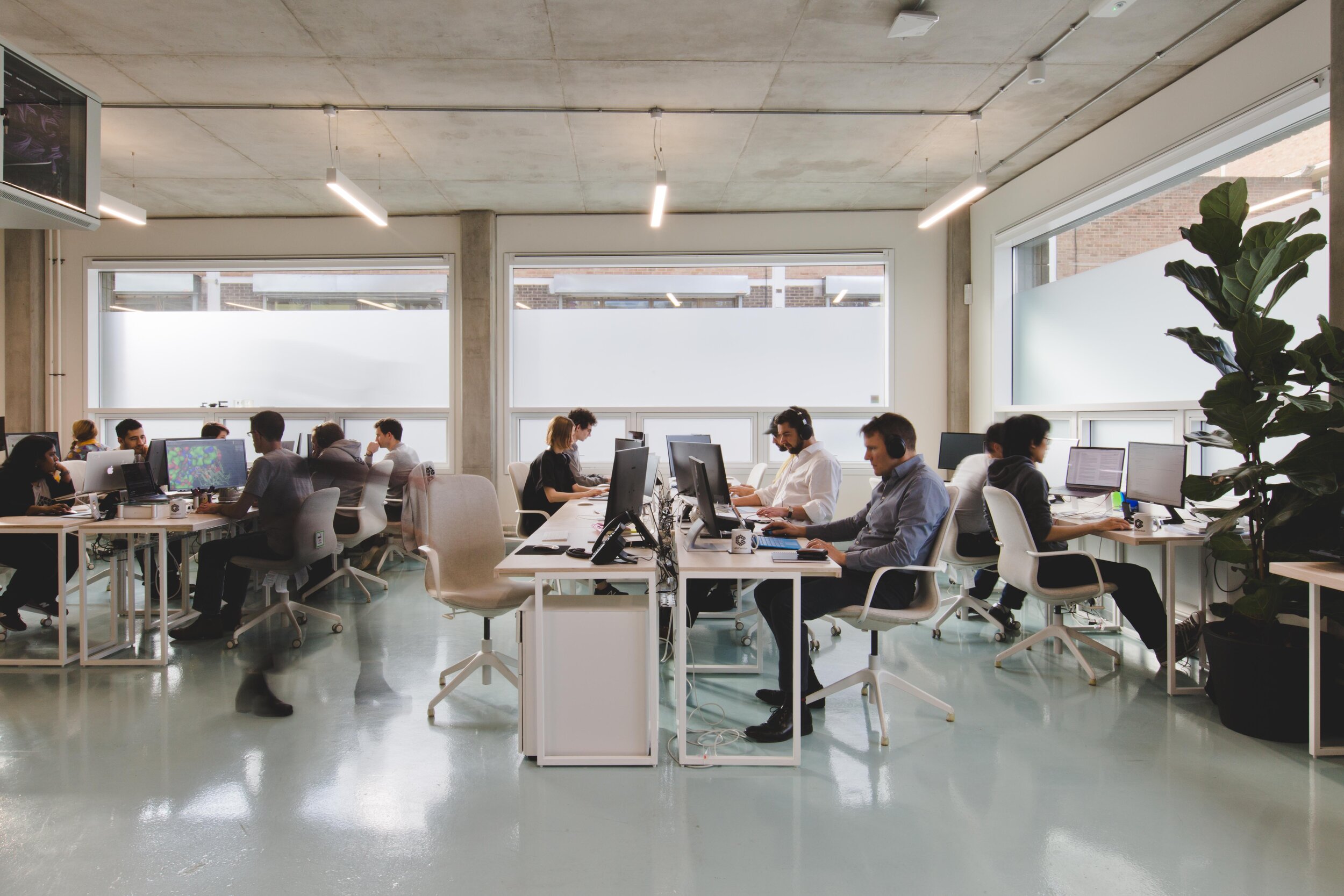 33. LabGenius - TechRound
