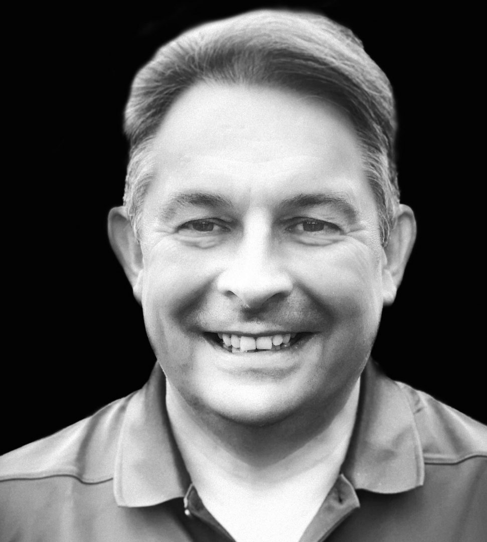 Simon Bourne Headshot