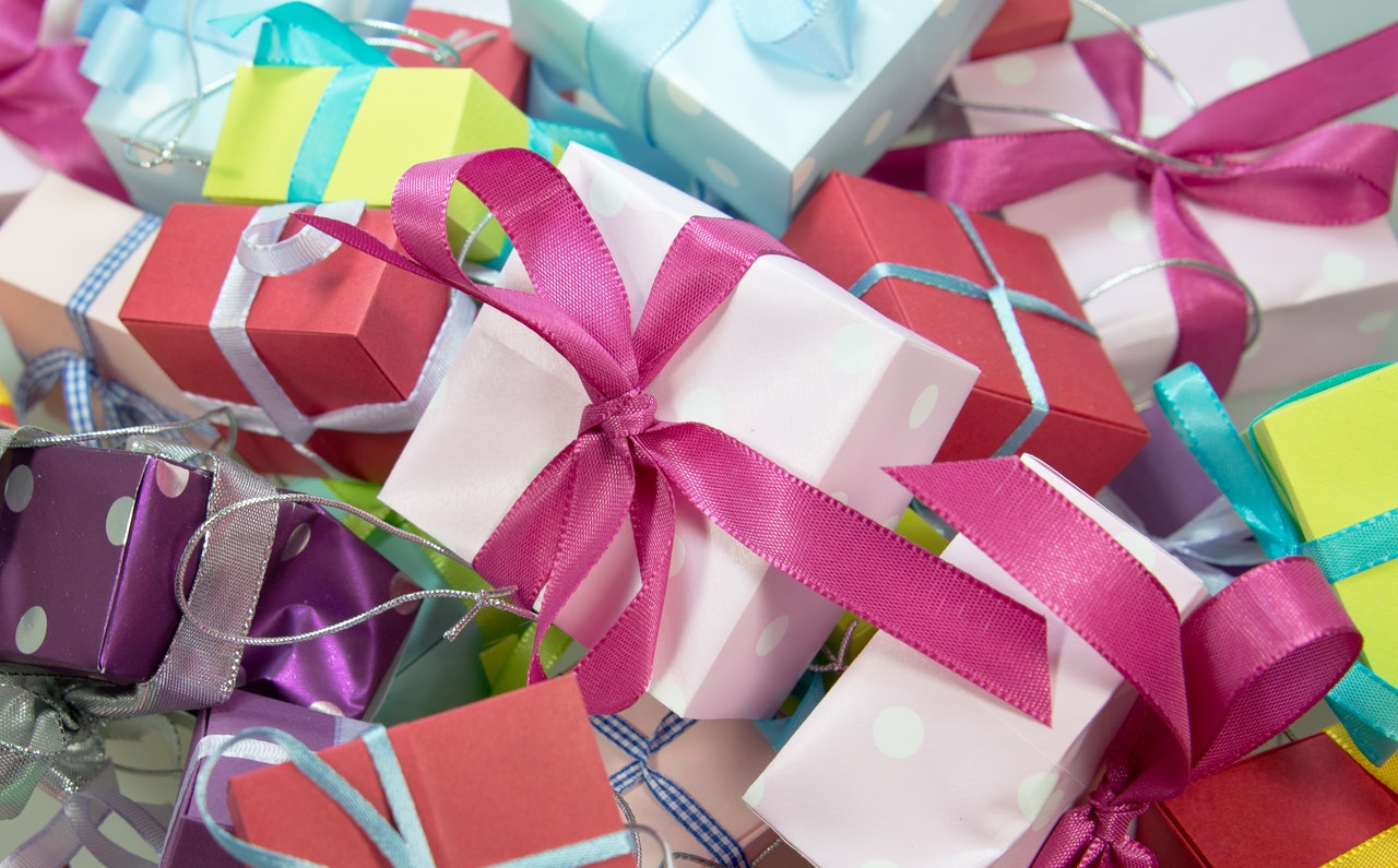 secret-santa-gifts