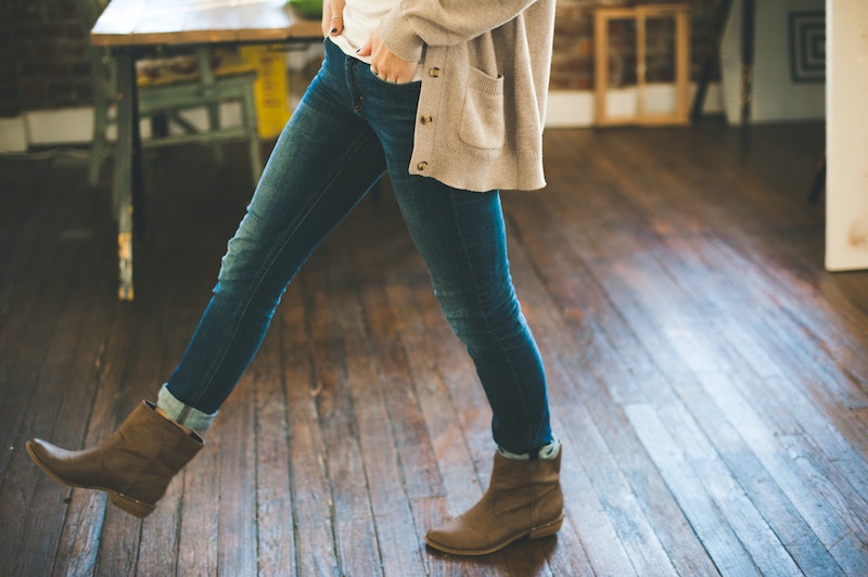 Woman-with-hand-in-pockets