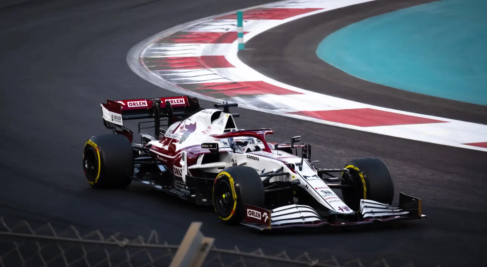 f1-car-track