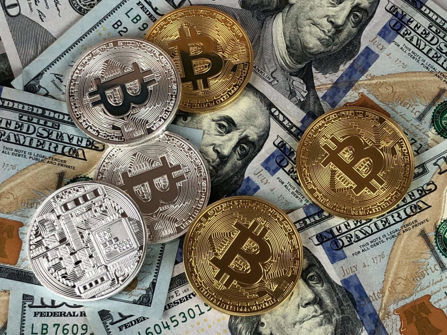 bitcoin-currencies-world-change