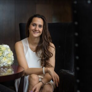 Helene Hall, Founder and CEO at Earneco.com