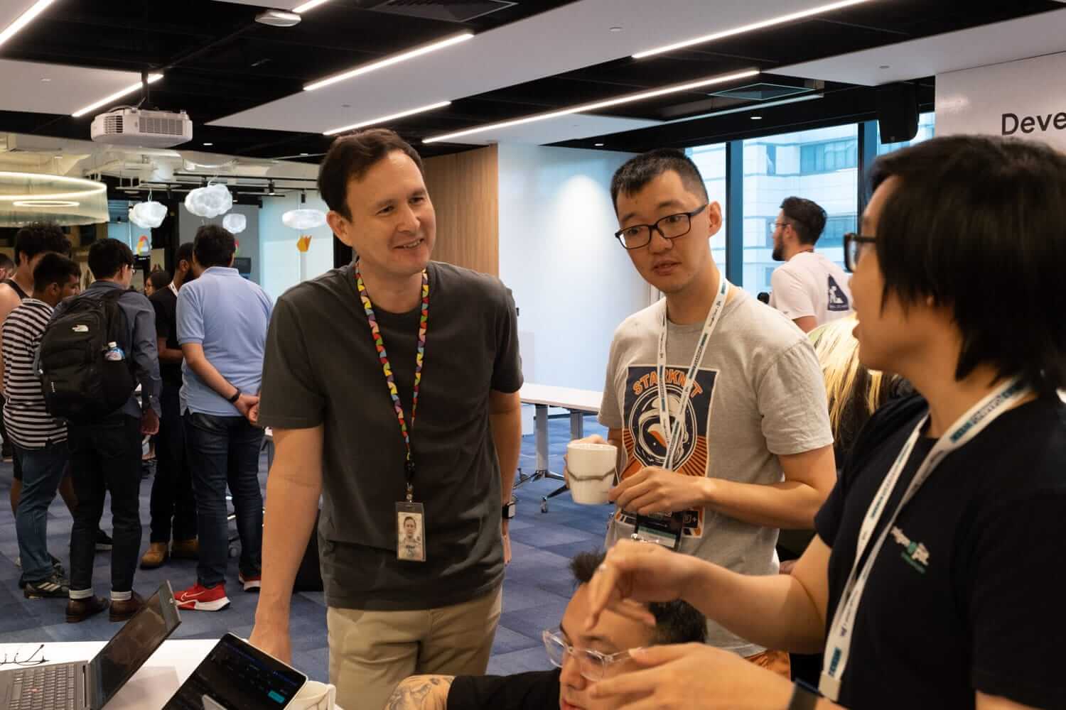 allen-day-google-devrel-hackathon-expo