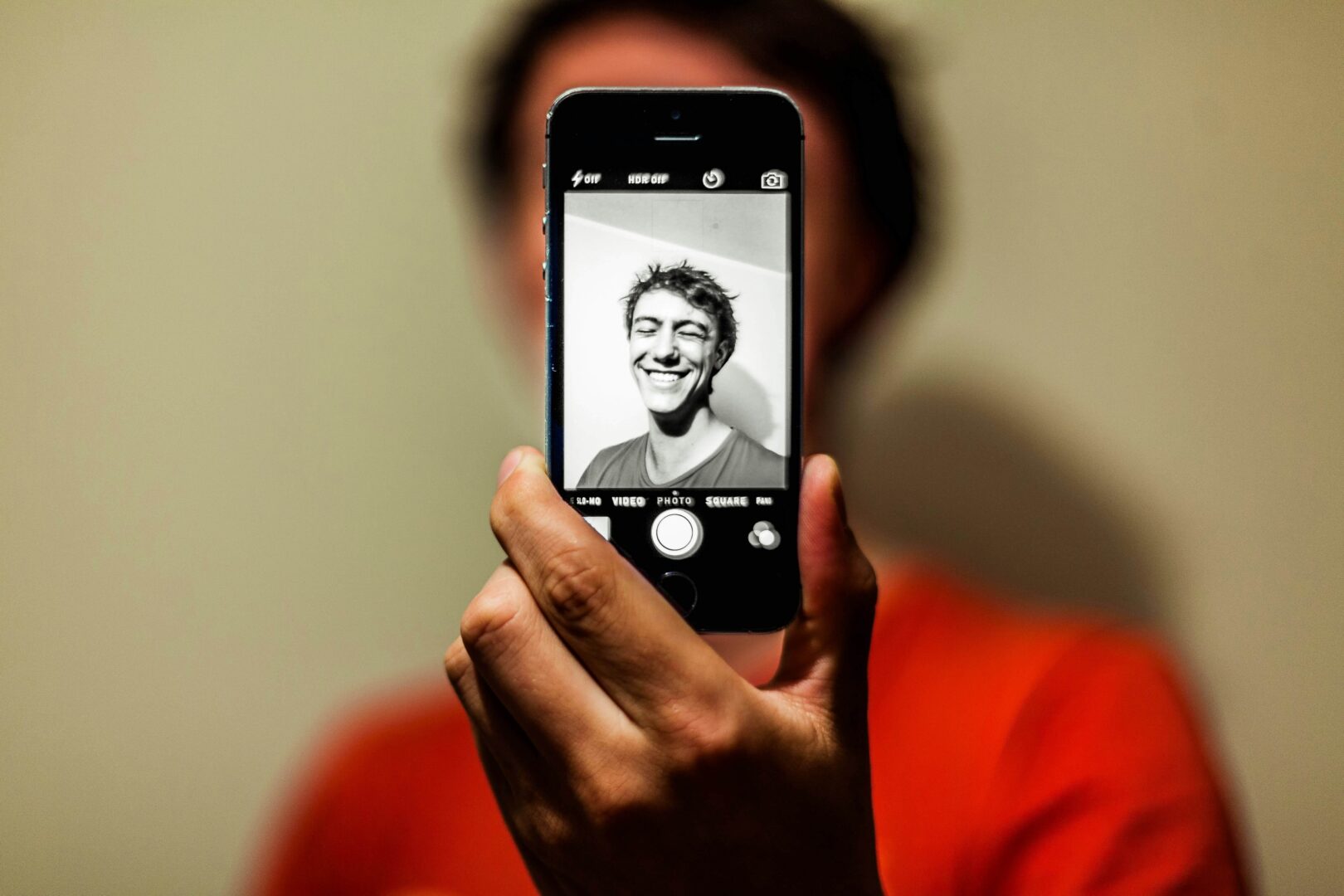 tips-spot-digitally-altered-image