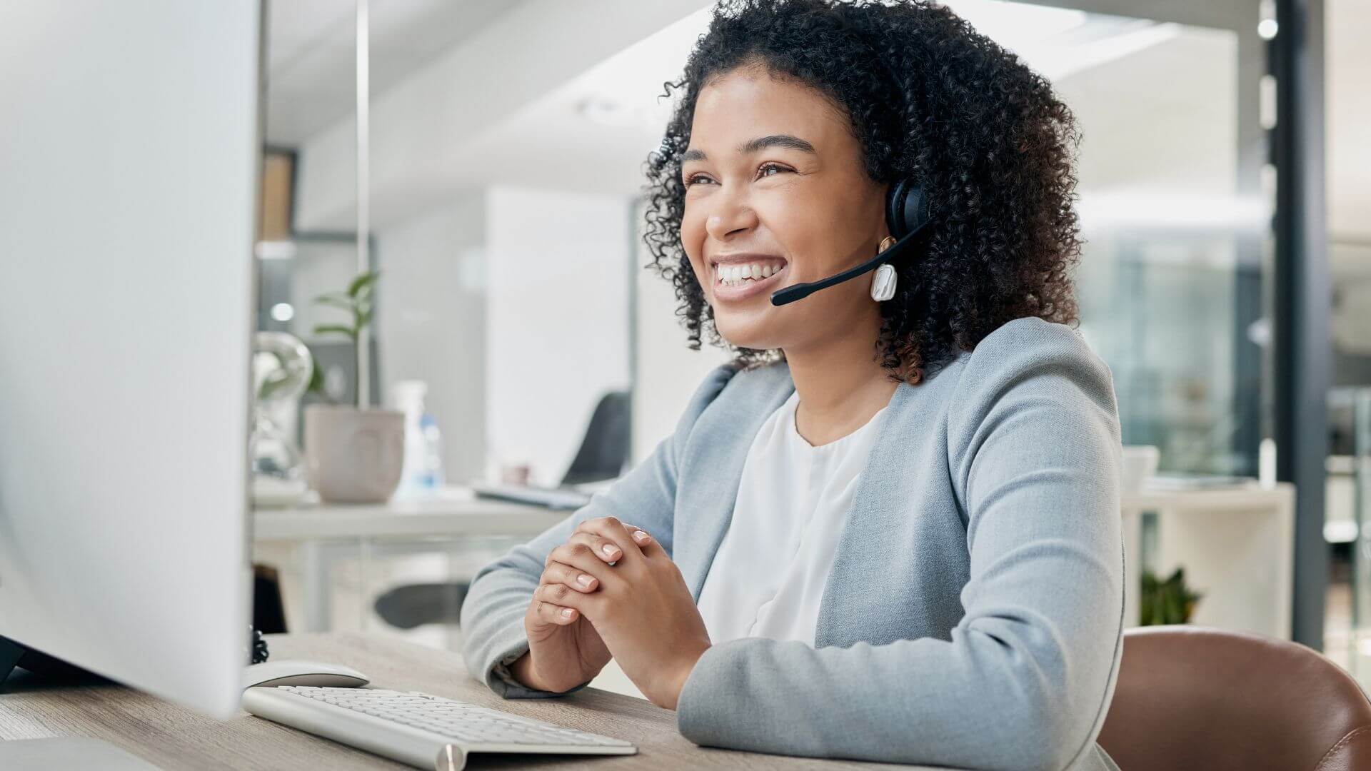 Customer Service Employee