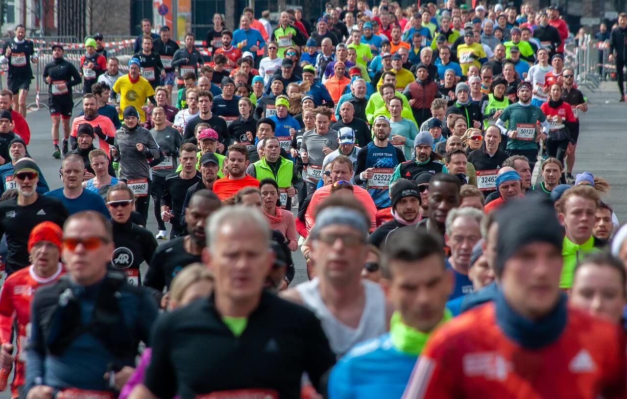 marathon-runners