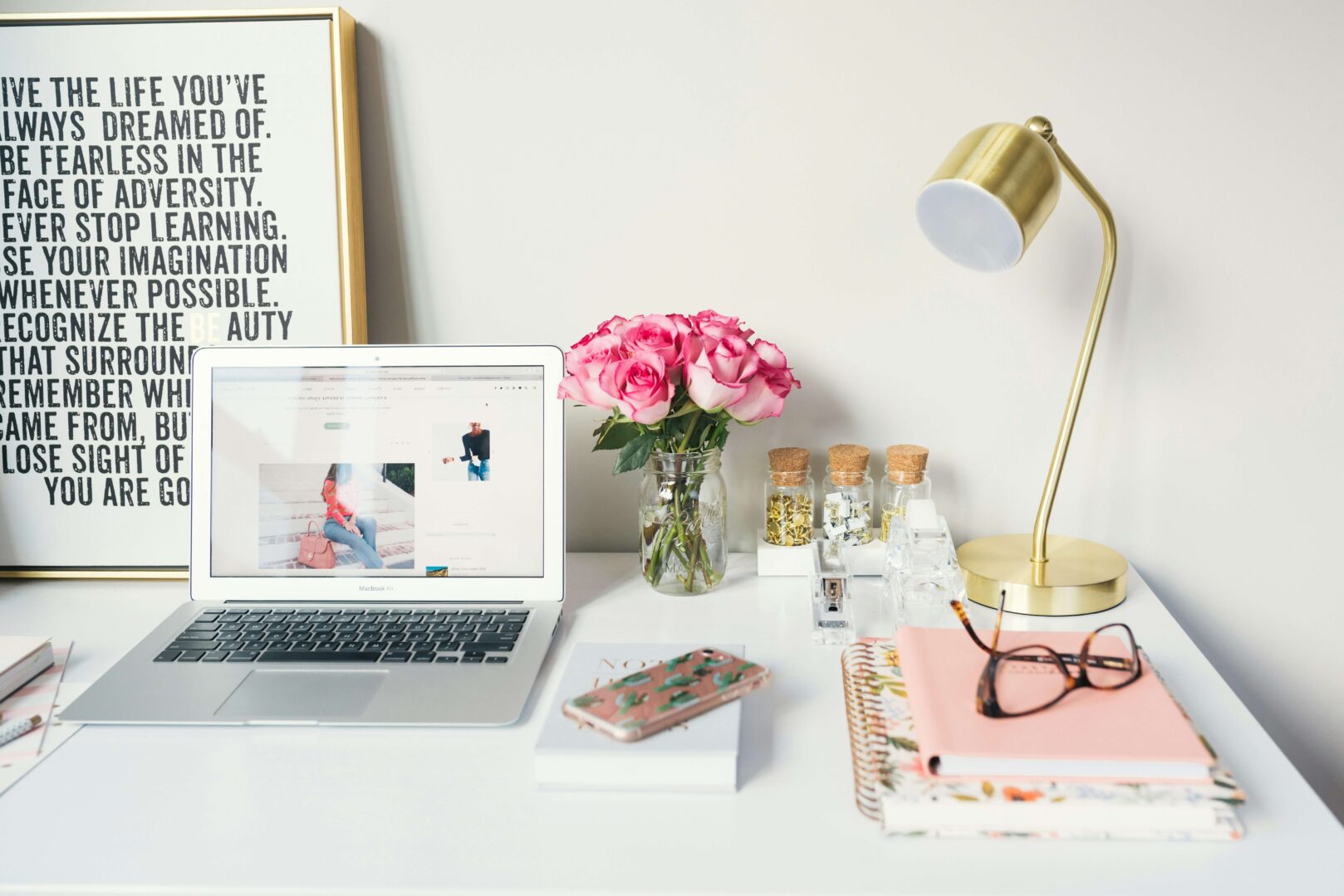 photo-of-desk