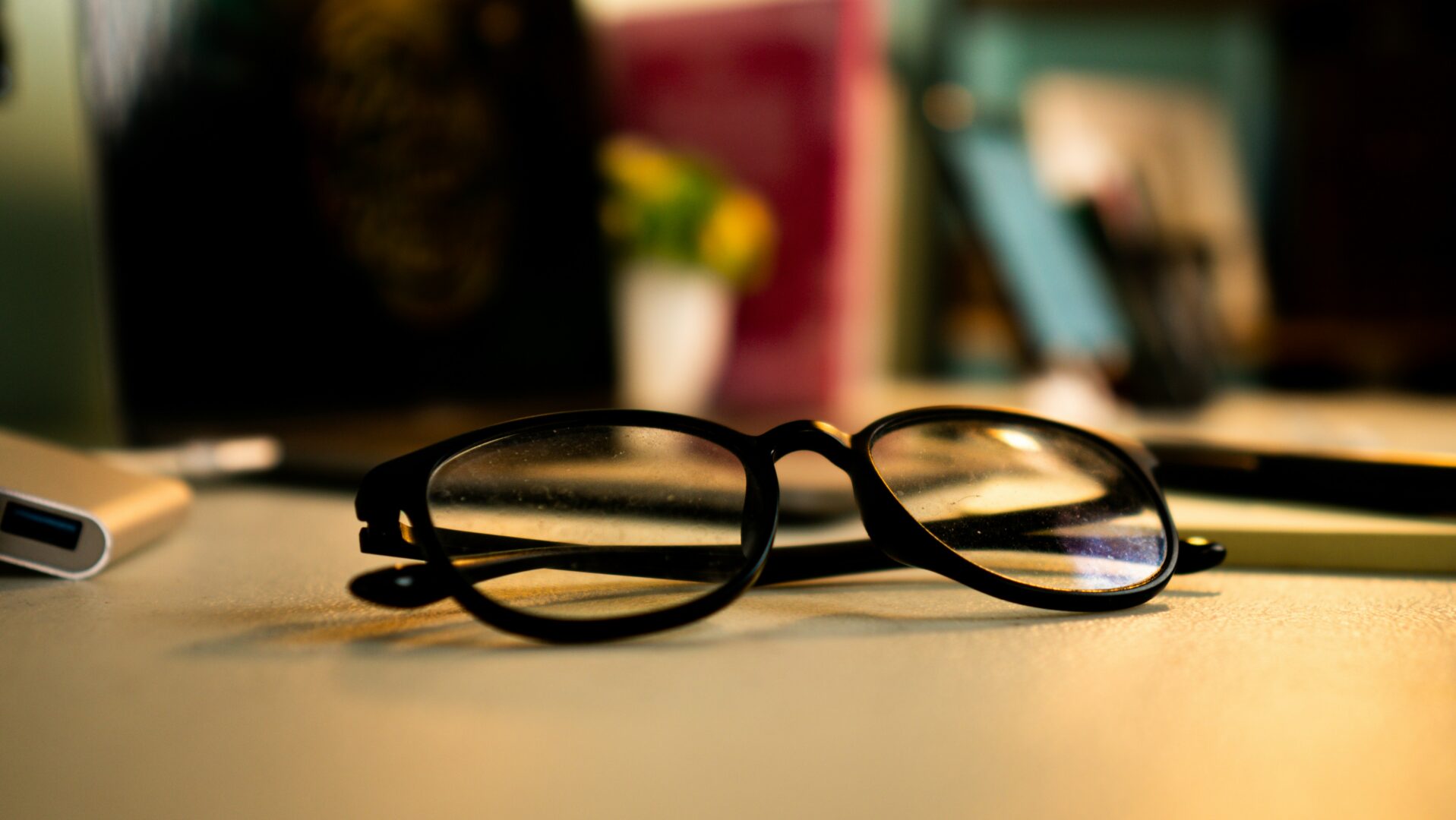 pair-of-smart-glasses