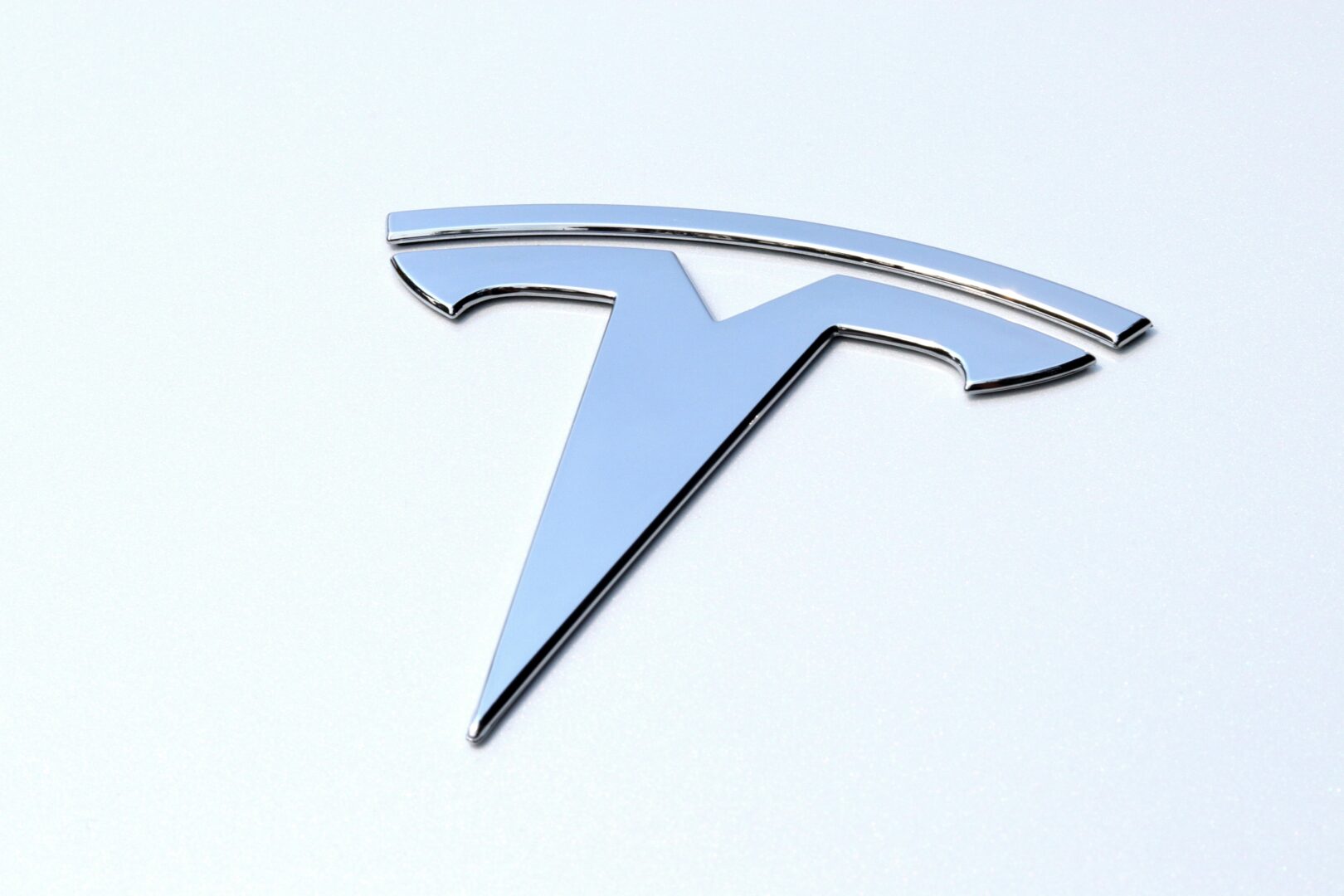 Tesla Alt
