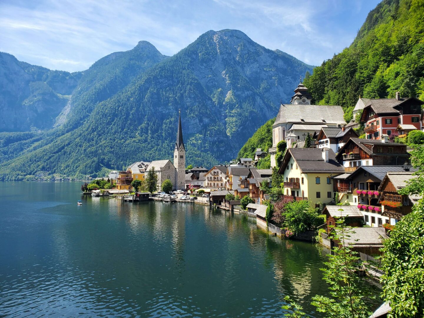 beautiful-church-near-the-lake-in-austria