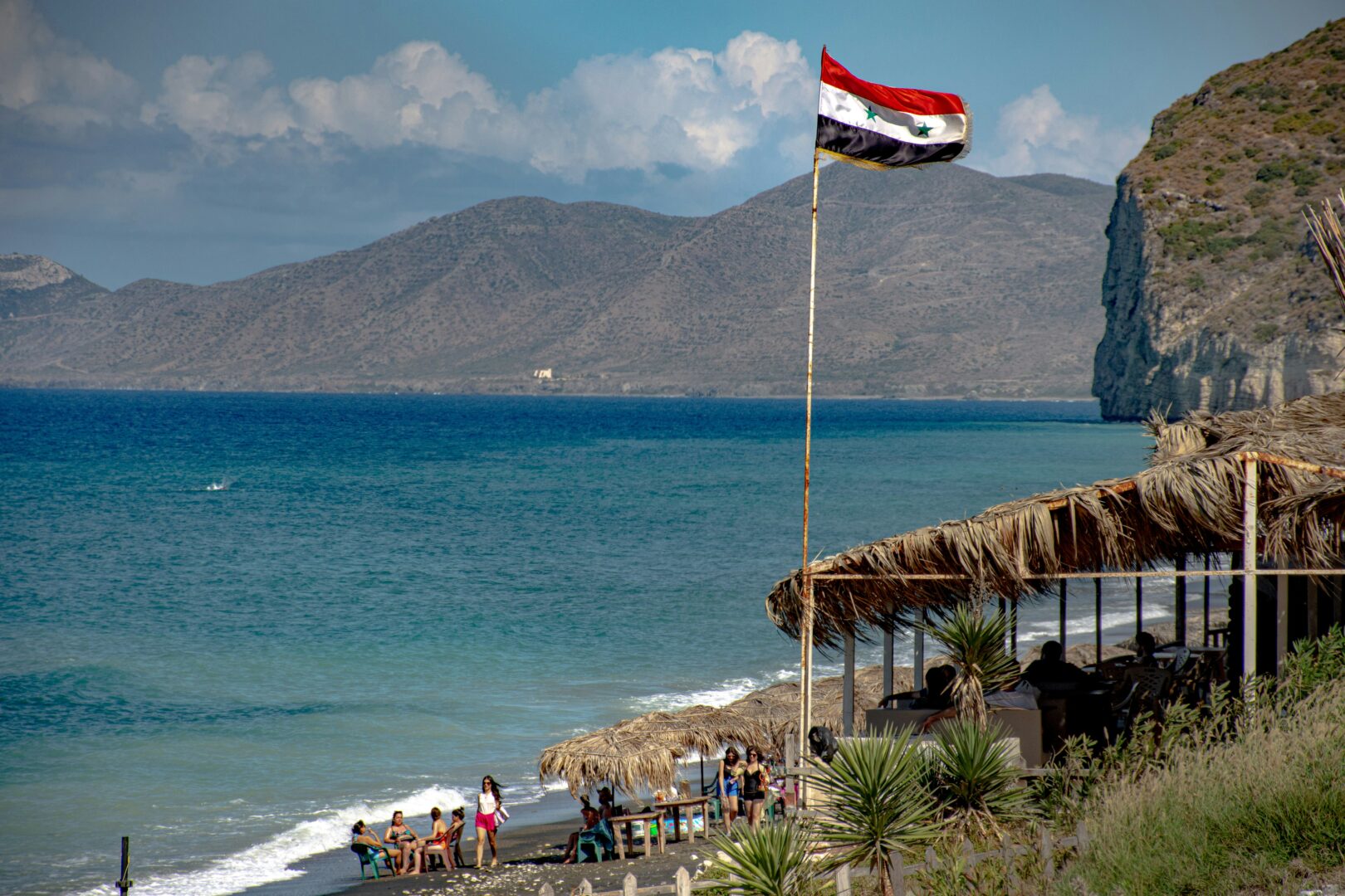 syria-beach-and-flag