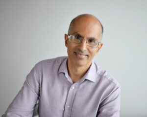 Anish Kapoor headshot 1 (1)