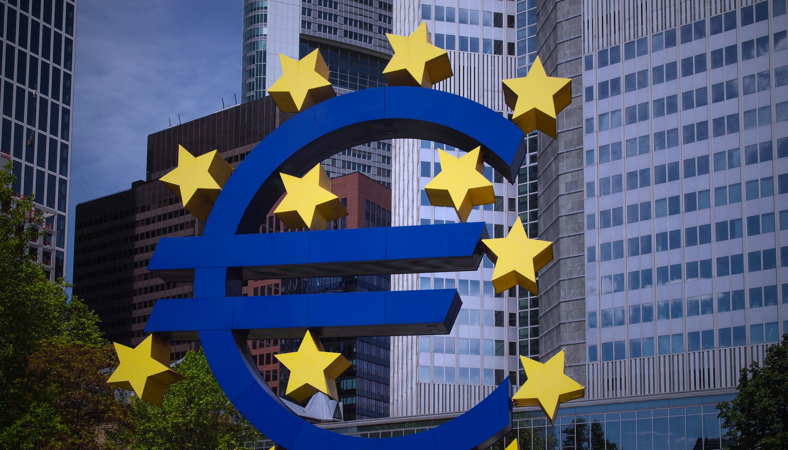 The European Central Bank building in Frankfurt, representing the ECB's emergency meeting on 25 May 2026 about AI-driven cybersecurity risks to the eurozone banking system.