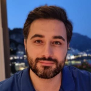 egiziago-headshot